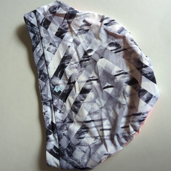 Ivivva By Lululemon bikini bottoms reversible - Picture 2 of 7